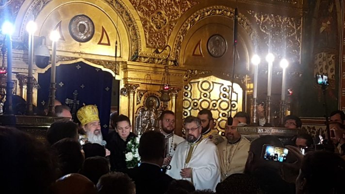 Halep a primit „Crucea Sf. Apostol Andrei” din partea lui IPS Teodosie VIDEO!