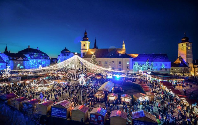 S-a deschis Târgul de Crăciun de la Sibiu
