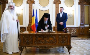 Klaus Iohannis, după o premieră în mandatul său: A transmis 'cele mai bune gânduri şi pace sufletească'