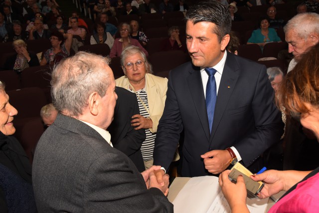 Seniorii Constanței vor fi premiați de primarul Decebal Făgădău