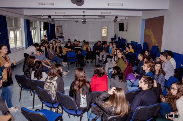 Liceul Teoretic ”Nicolae Bălcescu” din Medgidia, la ceas aniversar: 50 de ani de la înființare!