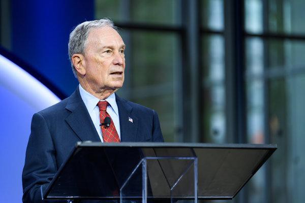 SUA - alegeri: Michael Bloomberg se apropie de înscrierea în cursa pentru Casa Albă