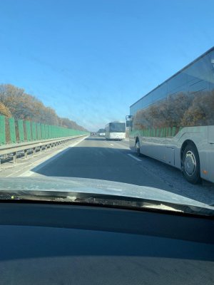 FOTO! Autobuzele noi, anunțate de primarul Făgădău, în drum spre Constanța!
