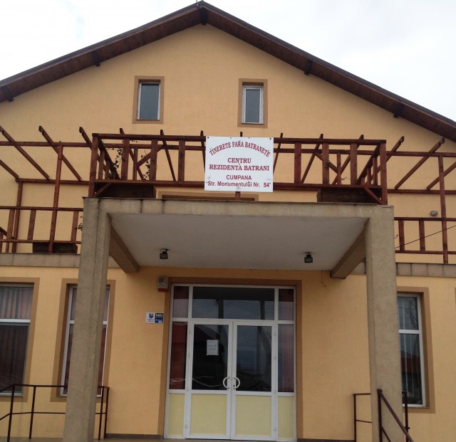 Firma din Braşov a unor cunoscuţi afacerişti din Constanţa reabilitează centrul cultural din Cumpăna