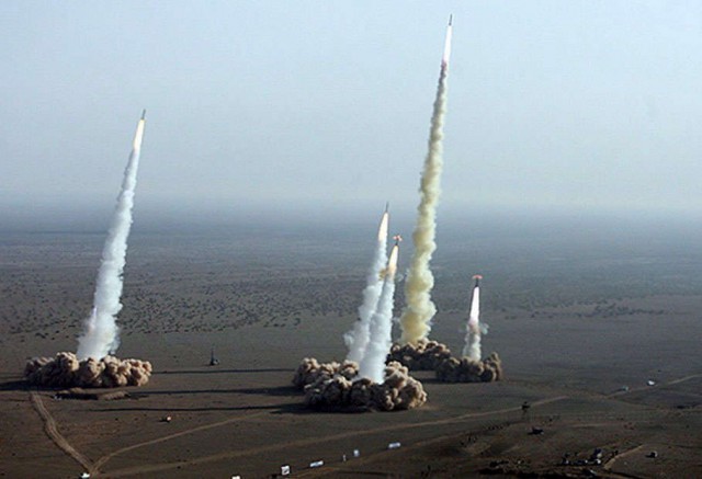 Iran/SUA: Rachetele iraniene pot lovi navele americane în Golf