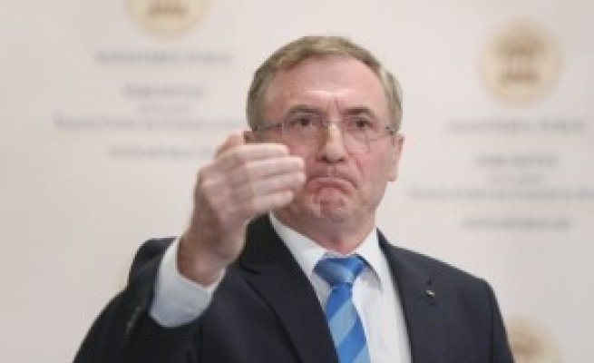 Augustin Lazăr CRITICĂ ordonanța anunțată de Tudorel Toader: Jocul politic e de așa natură încât trebuie să adopte o anumită cale, care e mai mult politică
