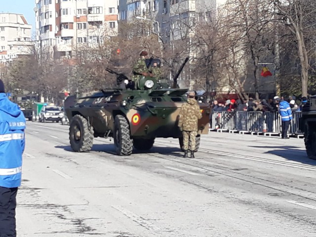 Defilare la Constanța, de 1 Decembrie: un TAB a făcut pană în mijlocul bulevardului. VIDEO