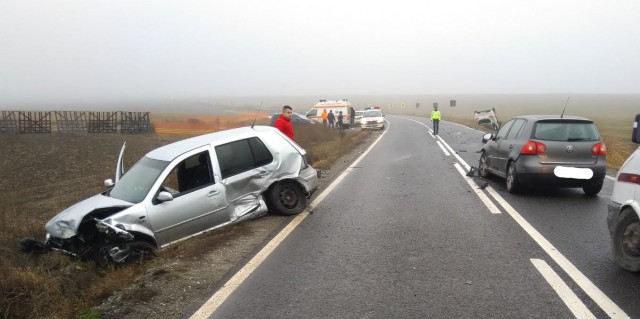 S-a RĂSTURNAT cu mașina, în drum spre Constanța!
