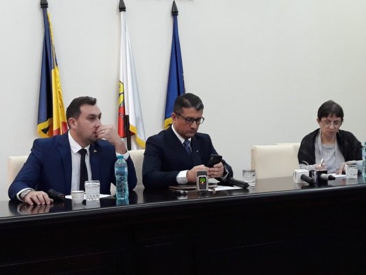 Consilierii locali municipali, convocaţi în şedinţă!
