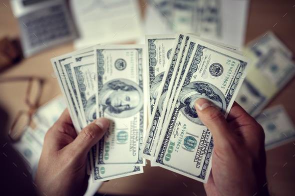Cresc SALARIILE MINIME ALE NAVIGATORILOR, din iulie 2019