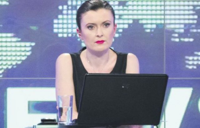 Șefa TVR se revoltă după ce un angajat, fiu al unei celebre crainice, a venit la lucru cu un bolid Porsche