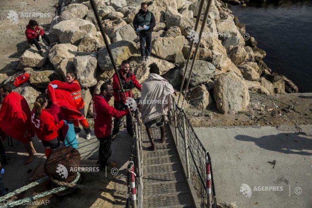Zeeci de migranţi, salvaţi de Garda de Coastă în Marea Egee