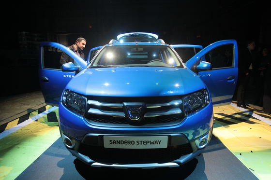 De ce a achiziţionat Pentagonul pentru România o maşină „ieftină şi veselă”