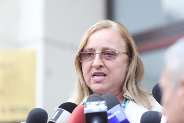 Guvernul a schimbat prefectul de București: Liviu Dragnea, lovitură pentru Gabriela Firea