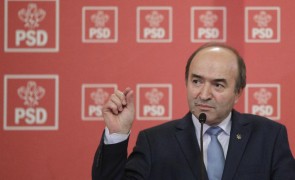 Tudorel Toader 'NU a respectat legea': 'S-a încăpățânat de trei ori la rând să facă aceeași propunere'