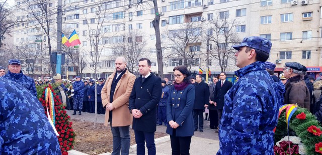 Tinerii social democrați au cinstit memoria eroilor constănțeni pieriți în Revoluția din 1989