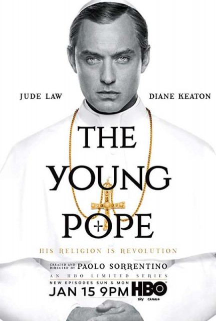 Jude Law şi Malkovich în veşminte de papă: Primele imagini ale sezonului II al serialului „The Young Pope“