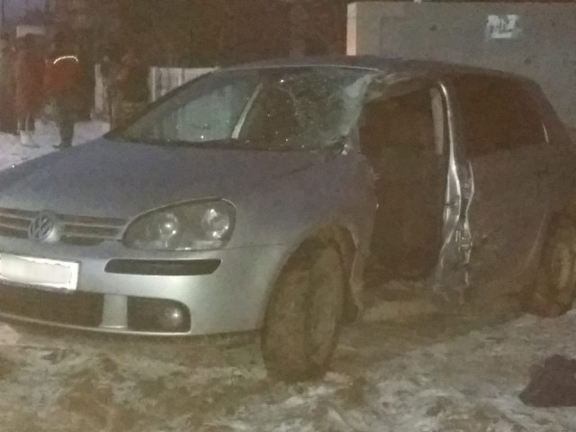 FOTO! A virat fără să se asigure şi intrat în coliziune cu un autotractor!