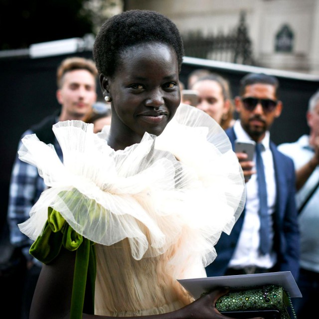 Adut Akech, o tânără refugiată, a fost desemnat cel mai bun model al lumii