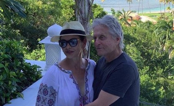 Catherine Zeta-Jones, în ie! Detaliul care a stârnit controverse printre internauți