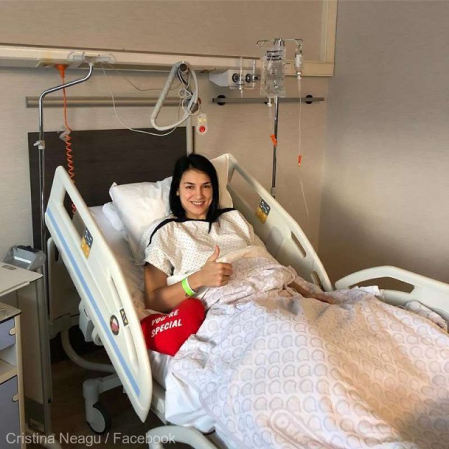 Cristina Neagu a fost operată cu succes