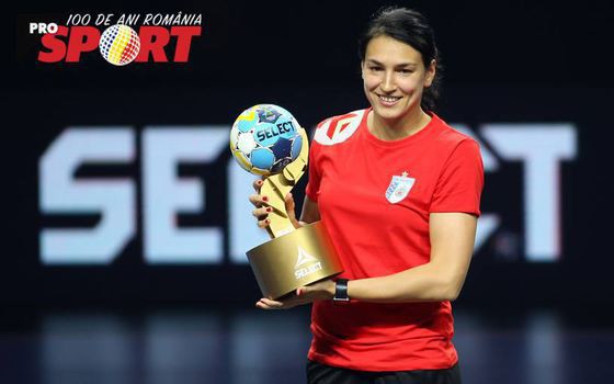 Cristina Neagu a revenit acasă după operaţia suferită în Belgia: Sper ca în vară să pot începe pregătirea