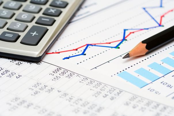 Tensiune la cote maxime în Ministerul de Finanţe. Deficitul bugetar dă bătăi de cap - sunt posibile noi taxe sau chiar tăieri de cheltuieli