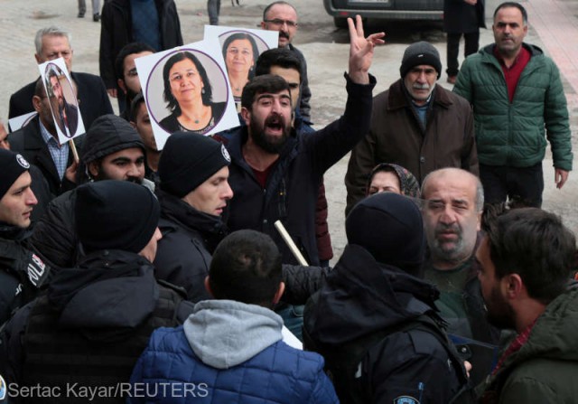 Turcia: Un tribunal a ordonat eliberarea unei deputate kurde în greva foamei
