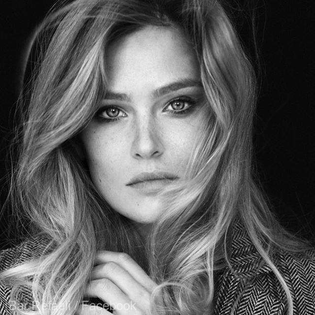 Fotomodelul israelian Bar Refaeli va prezenta ediţia de anul acesta a Eurovision