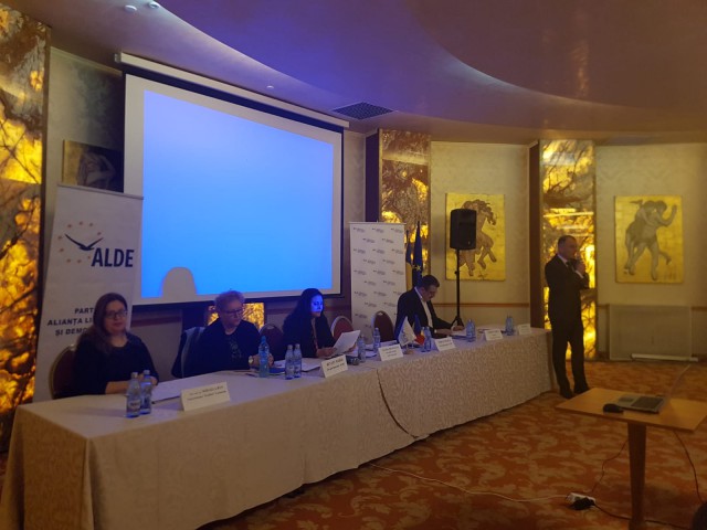 Renate Weber, prezentă la Constanța: 'UE ar trebui să fie mai solidară'