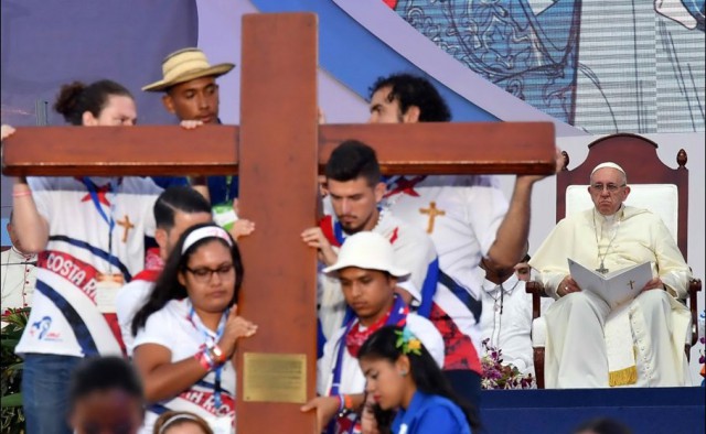 Panama: Papa Francisc condamnă stigmatizarea 