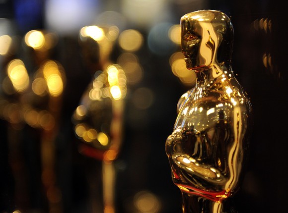 Academia Americană de Film a anunţat 13 staruri care vor înmâna Oscarurile