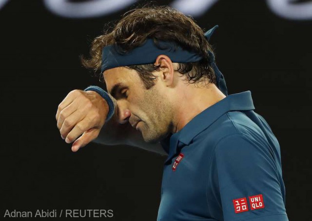 Tenis: Elveţianul Roger Federer, eliminat în optimile de finală la Australian Open de grecul Tsitsipas