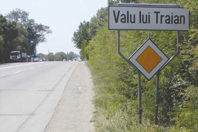 Centura de sud a comunei Valu: asfalt pentru 11 kilometri de drum