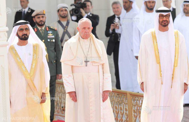Apel al papei Francisc la condamnarea oricăror violenţe comise în numele religiei