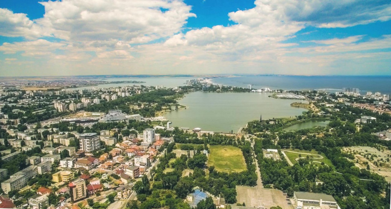 PRETENŢII de revoluţionar! A dat Primăria în judecată: vrea un teren mai bun, în zona Tăbăcărie sau Faleză PRETENŢII de revoluţionar! A dat Primăria în judecată: vrea un teren mai bun, în zona Tăbăcărie sau Faleză