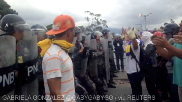 Venezuela: 35 de morţi şi 850 de arestări într-o săptămână de proteste