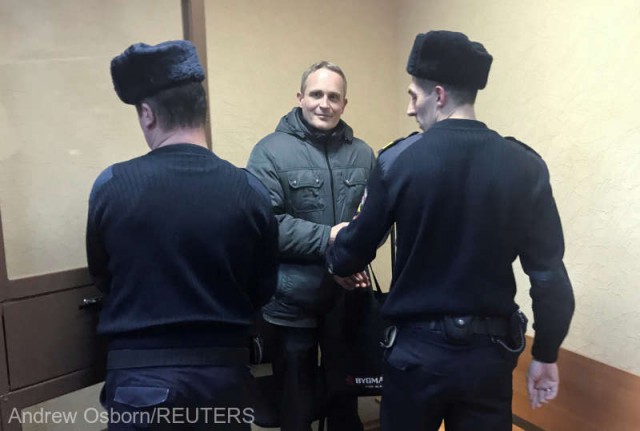 Rusia: Noi arestări în rândul Martorilor lui Iehova