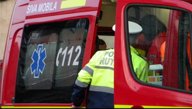 Accident într-o curbă periculoasă din Constanța: un șofer a părăsit carosabilul!