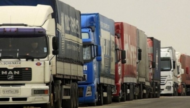 Portal pentru transportatorii români chemaţi să se înscrie împotriva cartelului producătorilor de camioane