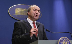 Tudorel Toader, după decizia CCR pe moțiunea USR-AUR: 