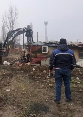 GHETOUL de pe strada Munții Tatra, DEMOLAT de Poliția Locală! VIDEO