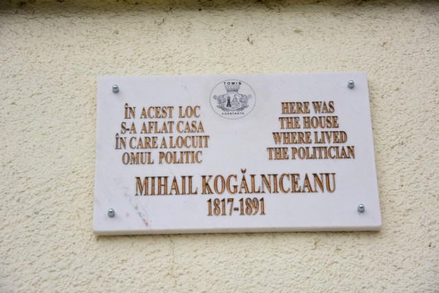 Figuri marcante constănțene, omagiate prin plachete comemorative