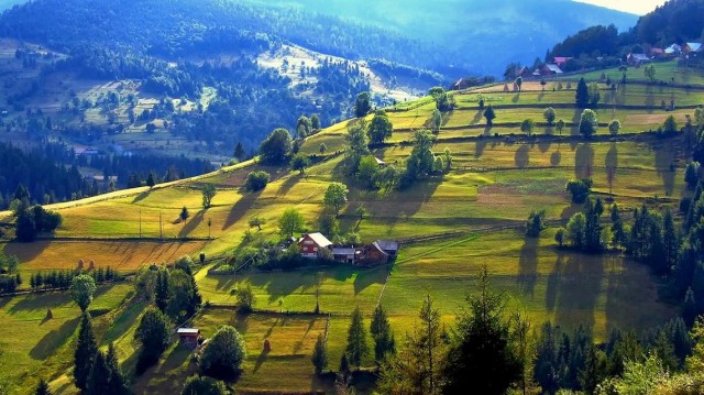 Nouă destinaţii de ecoturism din România promovate la Londra