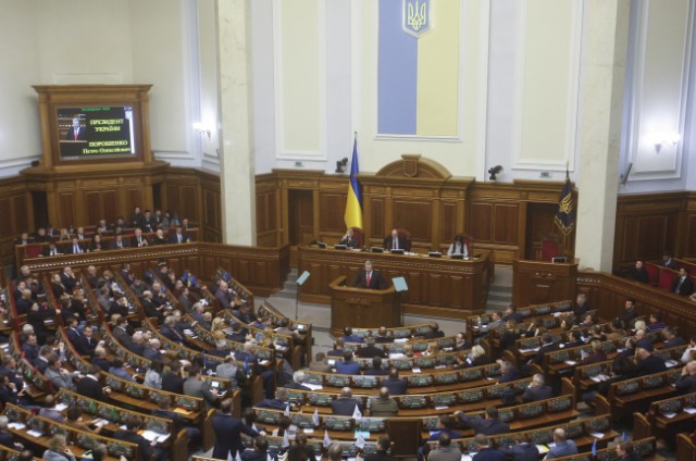 Ucraina interzice prin lege prezenţa observatorilor ruşi la alegerile prezidenţiale