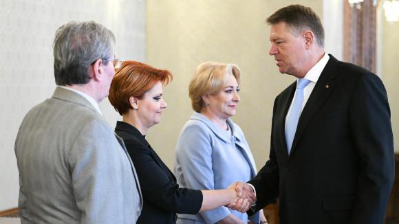 Iohannis respinge a treia oară numirea Olguței Vasilescu la Dezvoltare: „Nu are pregătirea necesară”