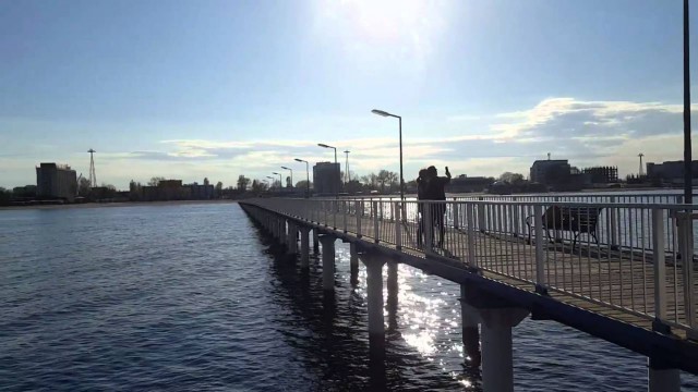 Pasarela maritimă din Mamaia intră în reparaţii. Cine este afaceristul care ia banii de la Primărie