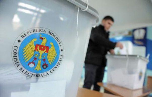 Alegeri în Republica Moldova: Blocată între Rusia şi UE, Republica Moldova îşi alege duminică parlamentarii