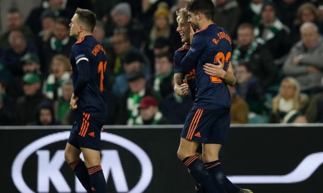 Valencia a îngenuncheat Celtic, scor 2-0, în 16-imile de finală ale Ligii Europa; a arbitrat Haţegan