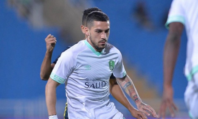 Gol fabulos marcat de Nicolae Stanciu în duelul cu Reghecampf!